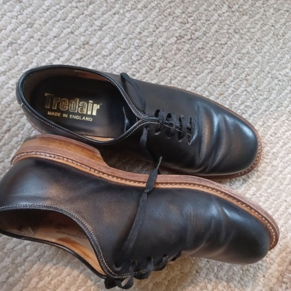 Tredair(dr. Martens) Men's‎ 6 or women's 8 shoes